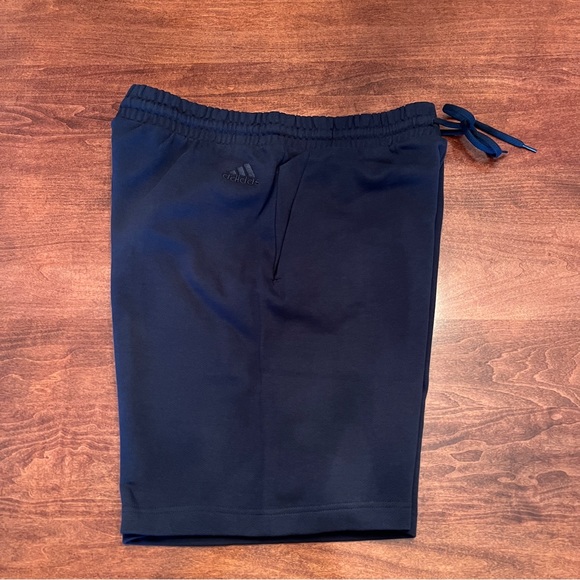 Adidas, NWT Men’s Multisport Shorts, Blue with Logo, Size L - Picture 10 of 11